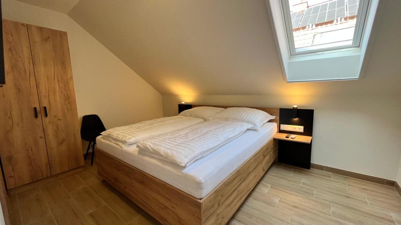 Rezidex Apartmanhaz Сегед Екстер'єр фото